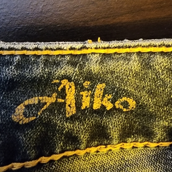 Silver Aiko Jeans - Picture 12 of 14